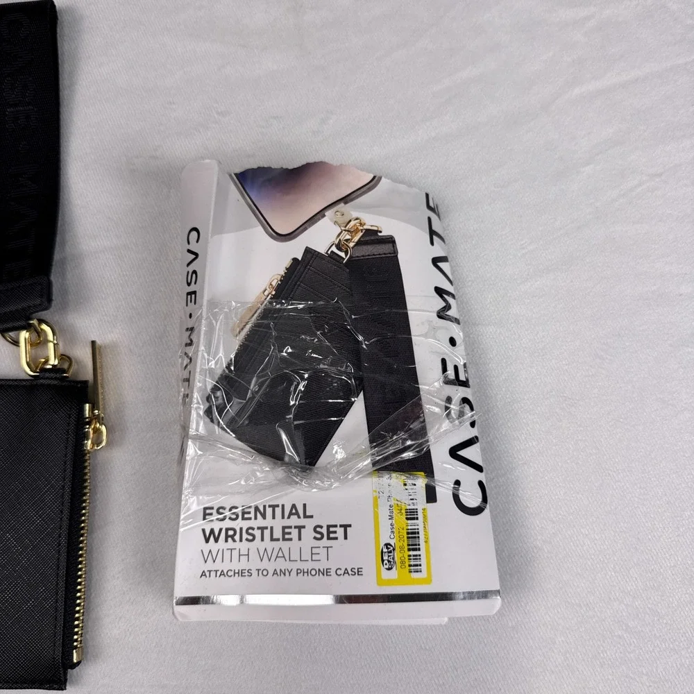 Case-Mate Essential Wristlet Set Wallet Black Saffiano Vegan Leather Universal